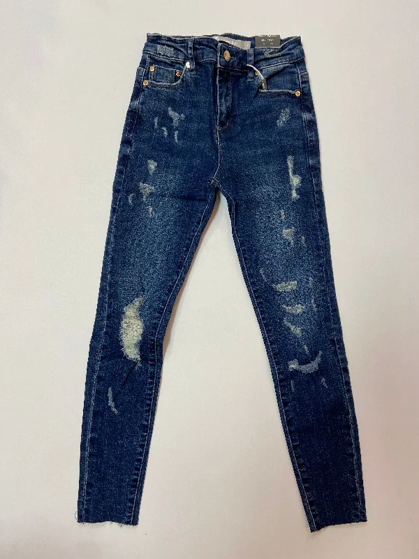 Soft Layers Tractr Nina High Rise Indigo Distressed Jeans